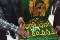 استقبال باشکوه از پرچم متبرک حرم امام رضا (ع)