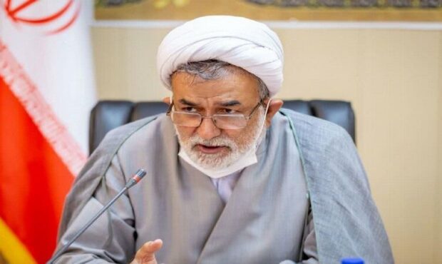 مجلس به دنبال رفع موانع سرمایه‌گذاری در صنعت نفت