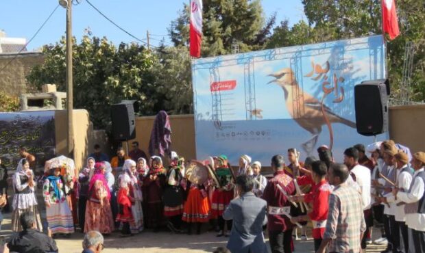 آئین زاغ بور، روایت اصالت در سرزمینِ قلعه‌بالا