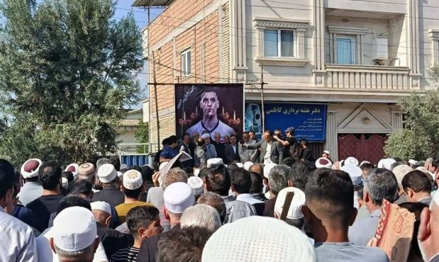 دست آخر زندگی یک قهرمان/سنگ تمام گلستانی‌ها در تشییع صابر کاظمی