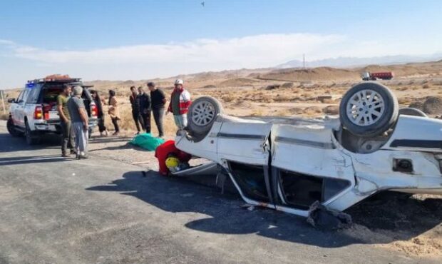 واژگونی خودرو در جاده آرادان