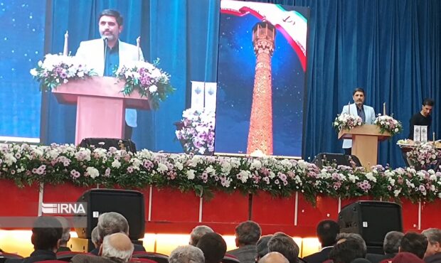 مدیرکل میراث فرهنگی: مناره هزارساله سمنان نمادهویت و پایداری ایران است مدیرکل میراث فرهنگی: مناره هزارساله سمنان نمادهویت و پایداری ایران است