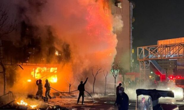 هوشمندی مردم نقشههای دشمنان را خنثی کرد هوشمندی مردم نقشههای دشمنان را خنثی کرد