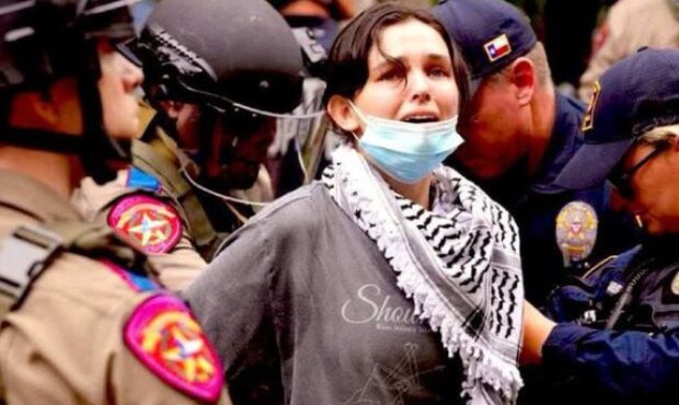 حمایت از اغتشاشات خارجی، سرکوب اعتراضات داخلی حمایت از اغتشاشات خارجی، سرکوب اعتراضات داخلی