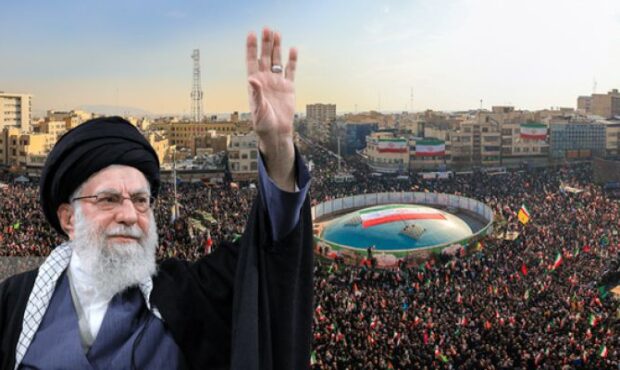 ملّت ایران هویتشان را به رخ دشمنان کشید ملّت ایران هویتشان را به رخ دشمنان کشید