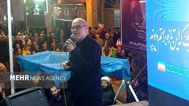 گره خوردن انگیزه رزمندگان به حضور مردم در میدان؛ اقتدار ایران تضمین شد گره خوردن انگیزه رزمندگان به حضور مردم در میدان؛ اقتدار ایران تضمین شد