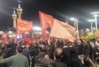 وداع باشکوه با رهبر شهید در مشهد؛ اقامه نماز تاریخی بر پیکر قائد امت وداع باشکوه با رهبر شهید در مشهد؛ اقامه نماز تاریخی بر پیکر قائد امت