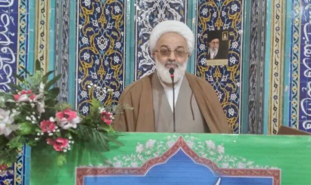 مطالبه امام جمعه آرادان برای احیای مساجد و جذب نسل جوان مطالبه امام جمعه آرادان برای احیای مساجد و جذب نسل جوان