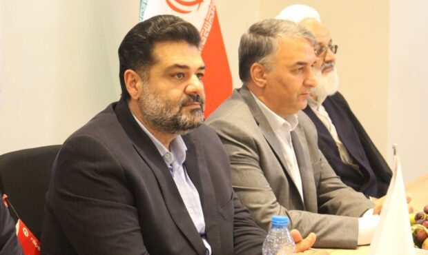 نماینده مجلس: پرونده مالیاتی شرکت معدنی املاح ایران به آرادان منتقل شد + فیلم نماینده مجلس: پرونده مالیاتی شرکت معدنی املاح ایران به آرادان منتقل شد + فیلم